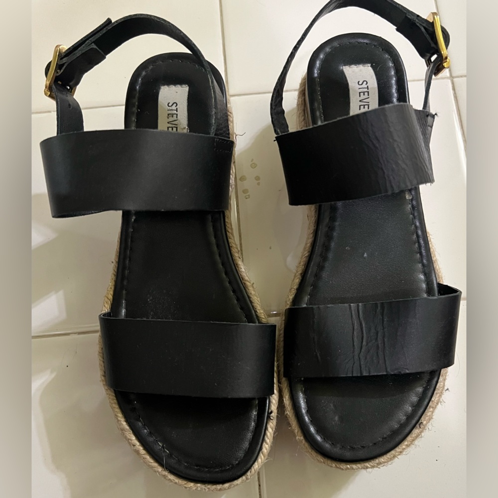 Steve Madden, size 6 sandals.